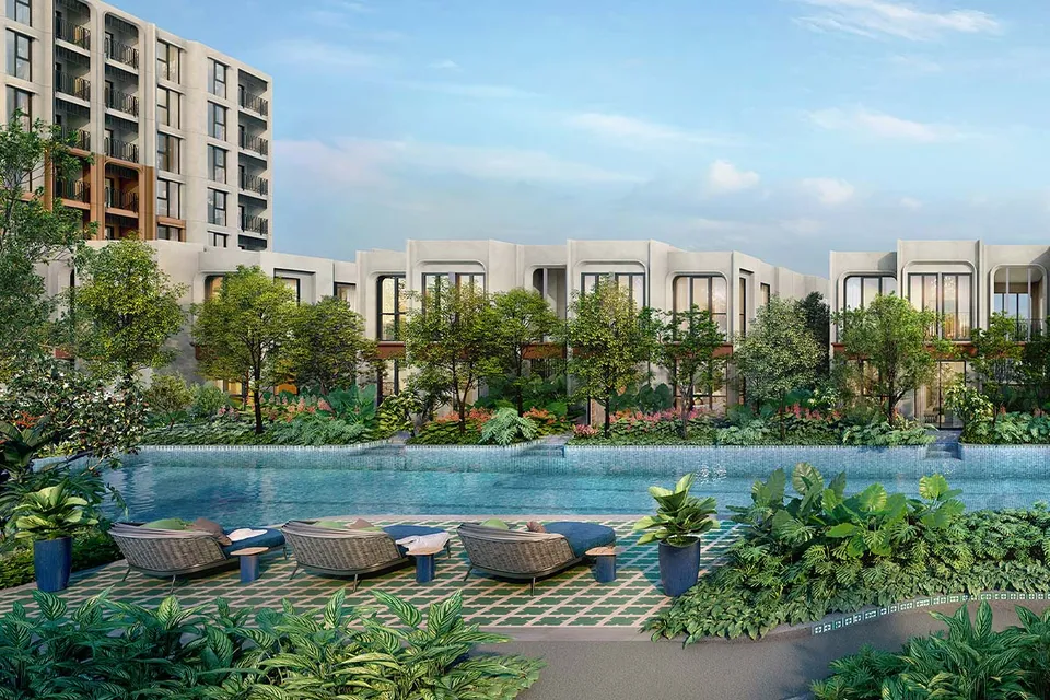Внутренний двор и бассейн — THE BASE Midtown Phuket